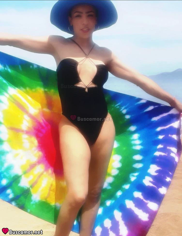 613660869 - Soy Bruna, buscando momentos inolvidables en Huelva glamuroza.