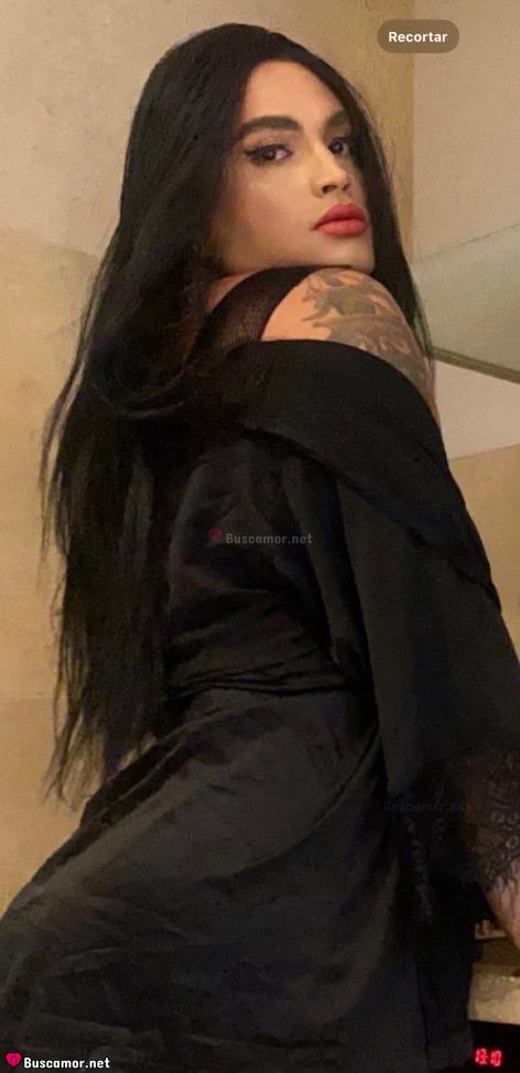 614766675 - Estrella, su novia recién llegada a las Palmas