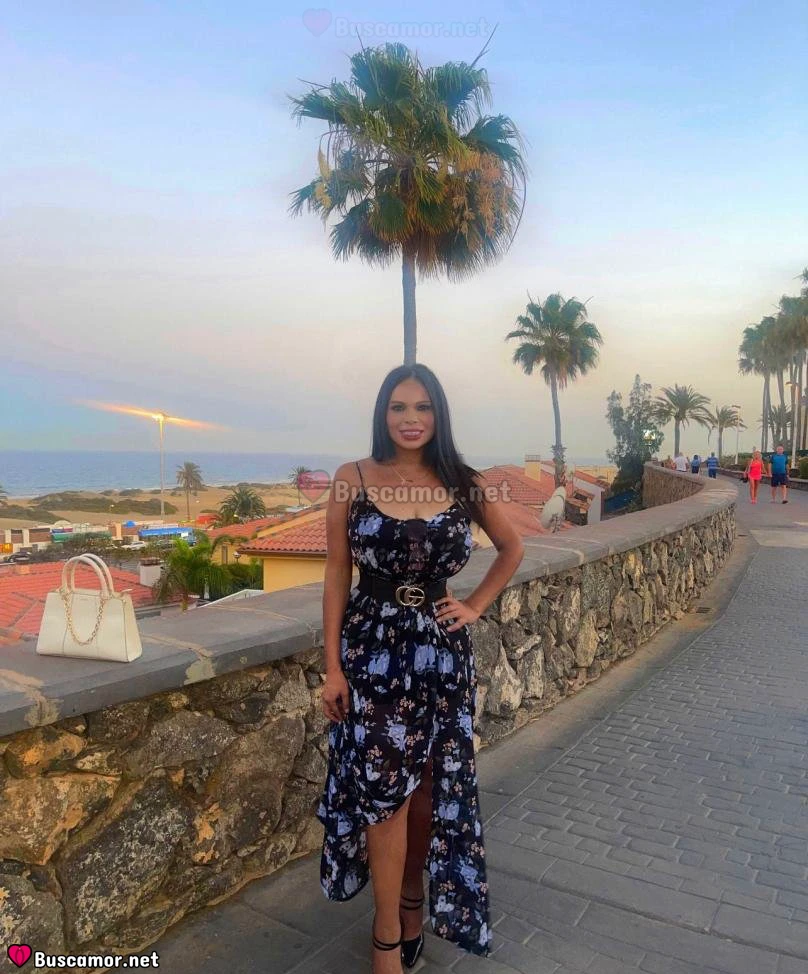 678167478 - soy Flavia, una chica de Lleida, busco diversión sin limites y mucha pasion.