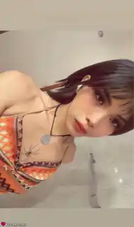 613217930 - THAÍSA BUSCA AMOR.