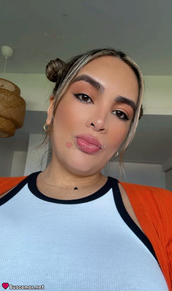 671653624 - Hola soy de La Coru y busco gente chida, pa conectarme y pasarla bacano.
