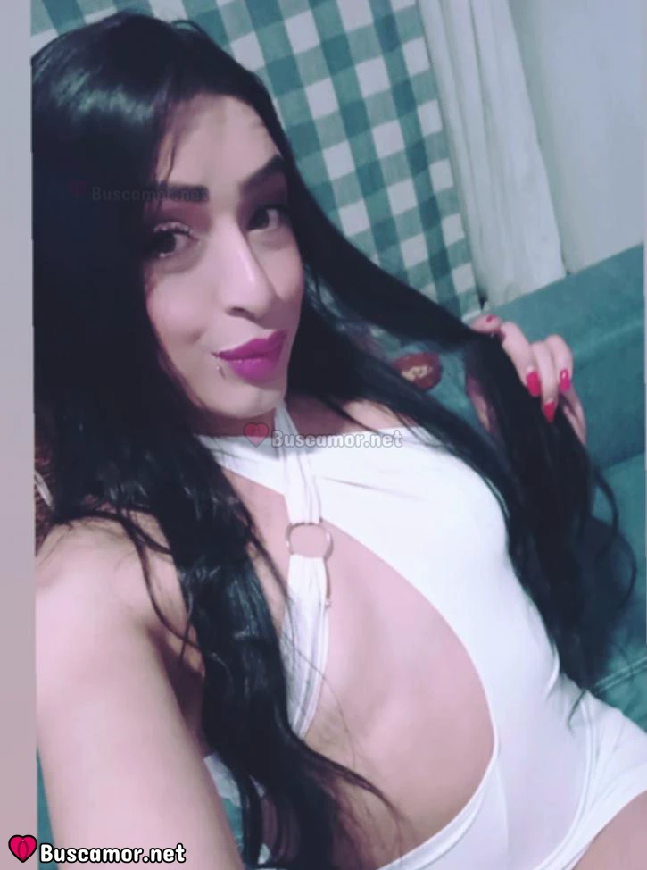 603228936 - Julianita busca amor.