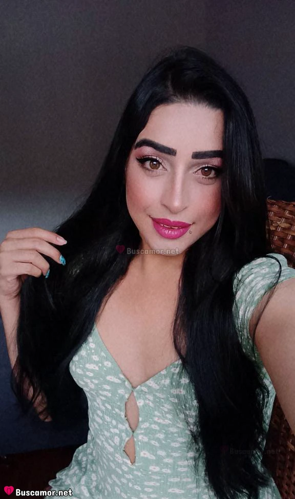 603228936 - Julianita busca amor.