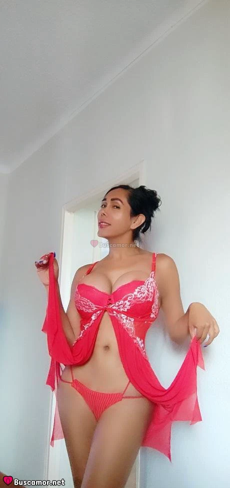 663305787 - Soy Kylie, busco lo mejor y me encanta la diversión.