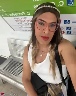 662475434 - Soy Andy, en mi depa.