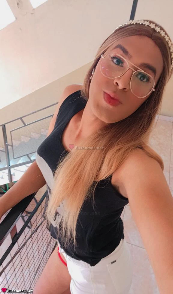 662475434 - Soy Andy, en mi depa.