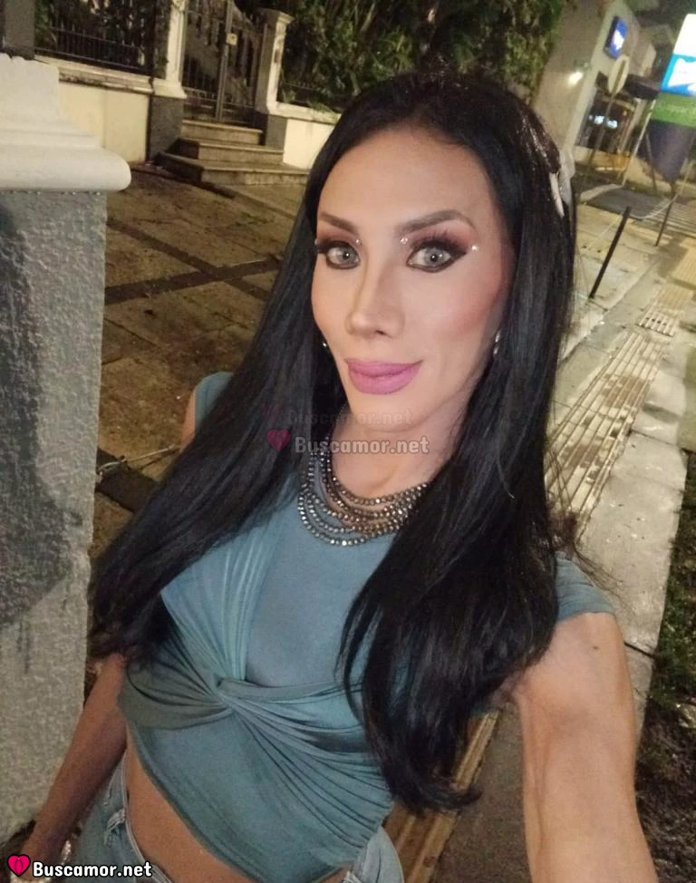 670915555 - morenaza recién llegada la dulce Natalia
