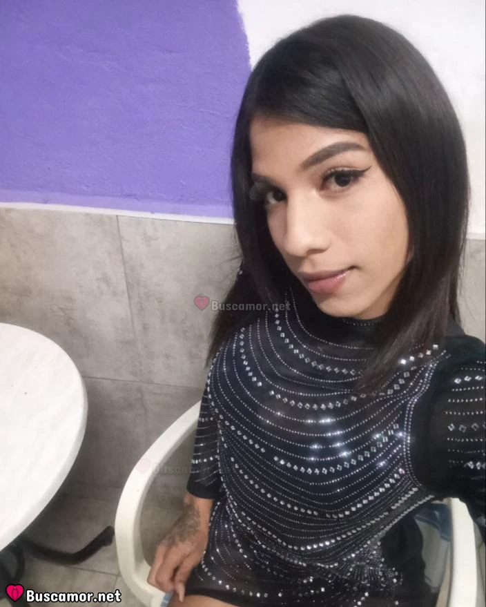 602379950 - Big--isabella