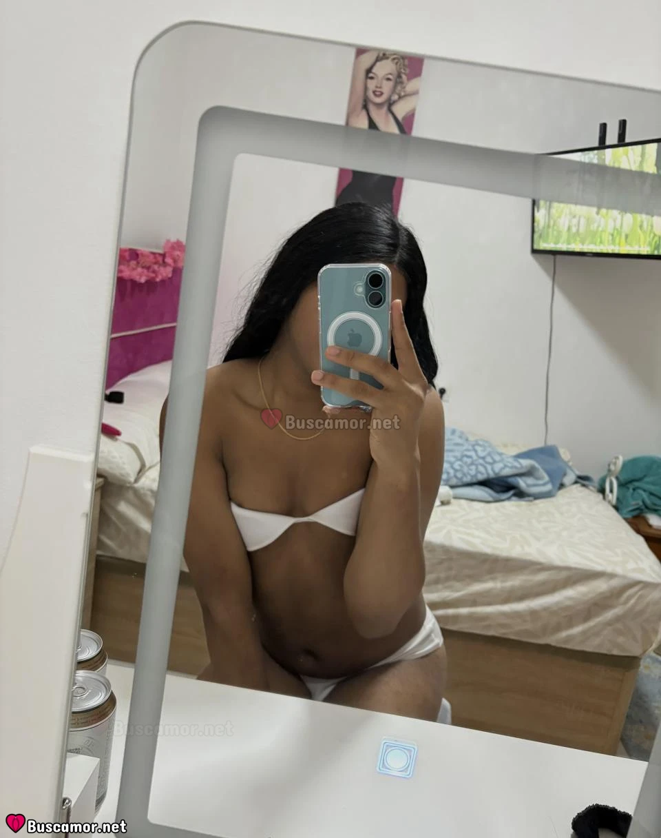 663207952 - Soy Andrea Morenita .. estoy aqui 24hrs.