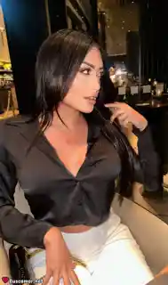 630730393 - Hola, soy Ana y busco a alguien para reirnos y divertirnos juntos 😄✨