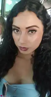 611298169 - Lizeth recién llegada al país