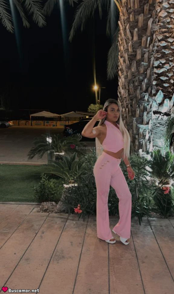 603358333 - femenina bella dispuesta a lo que buscas