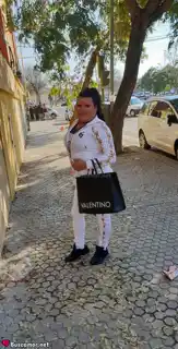 674306619 - Valeria ya no puede esperar más salir.