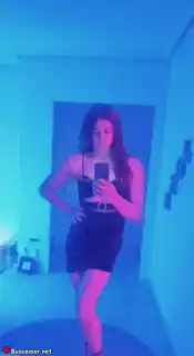 624304017 - Soy Valen, busco chavos chidos para platicar y conectar.