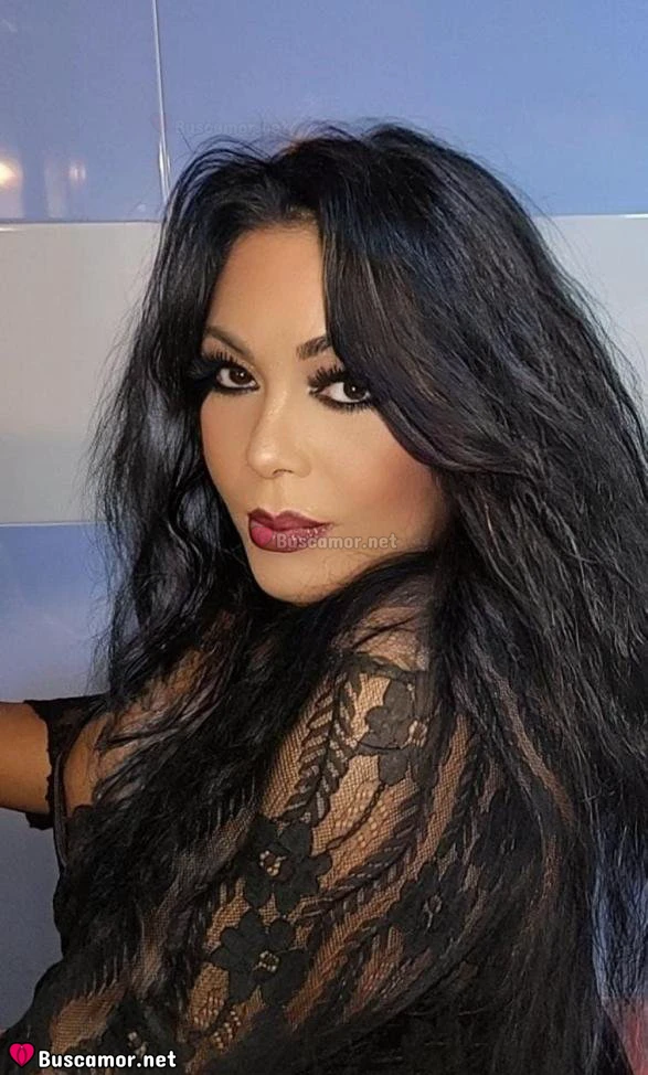628403529 - Vanesa siempre sonrío