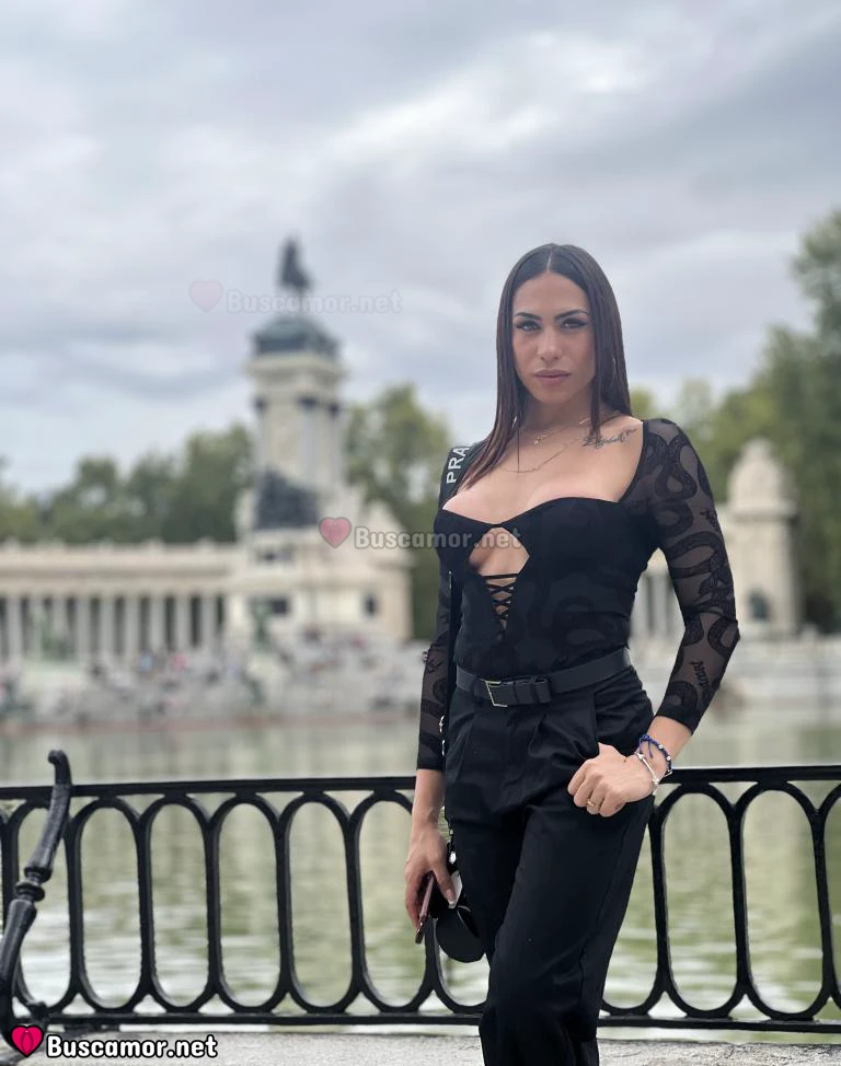 641580544 - AMO A NAOMI LAS 24 HORAS DE MI VIDA