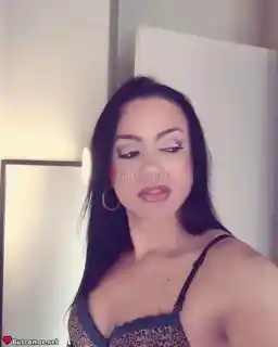 608176317 - Soy Alejandra, kiero un amor ardiente y sincero.
