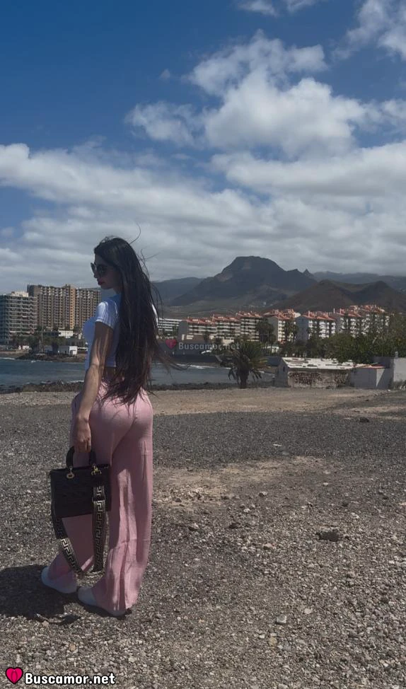613363378 - Los cristianos Tenerife sur chica TS cariñosa en la isla