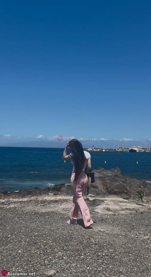 613363378 - Los cristianos Tenerife sur chica TS cariñosa en la isla