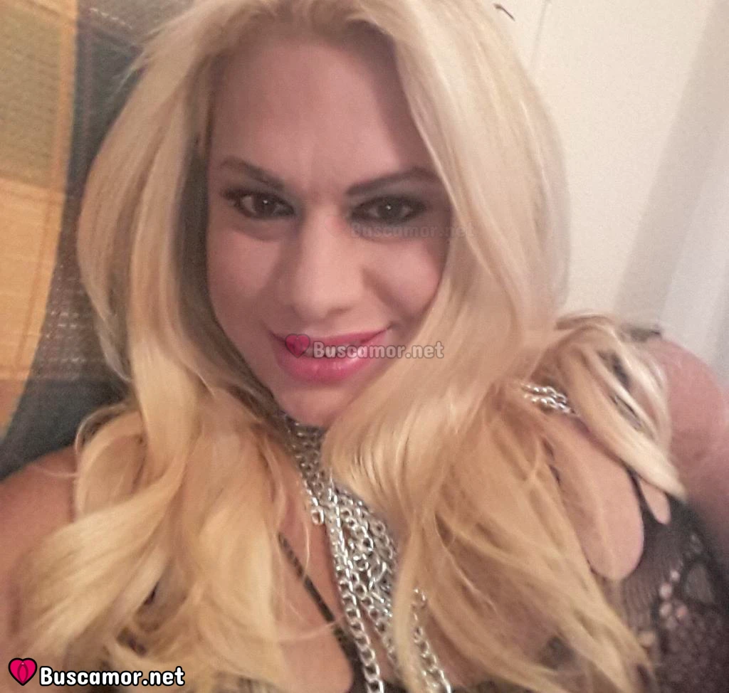 611293651 - Soy una latina chida y alegre.