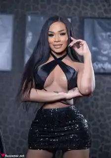 633263741 - Erika busca un amor sincero