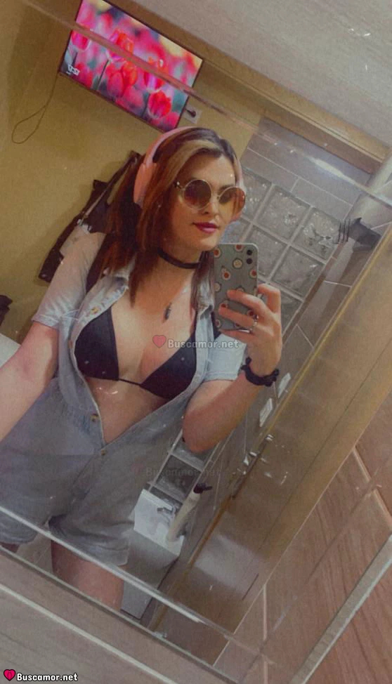 642874580 - Vianka busca amor.