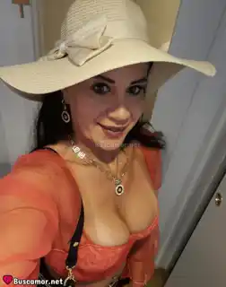 640294420 - soy Aline Ganzarolli me encanta explorar nuevos lugares . diversión. conexiones son mi pasión.
