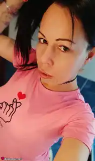 615985646 - Soy Luiza, busco alguien con quien explorar lo exótico y vivir aventuras juntos.