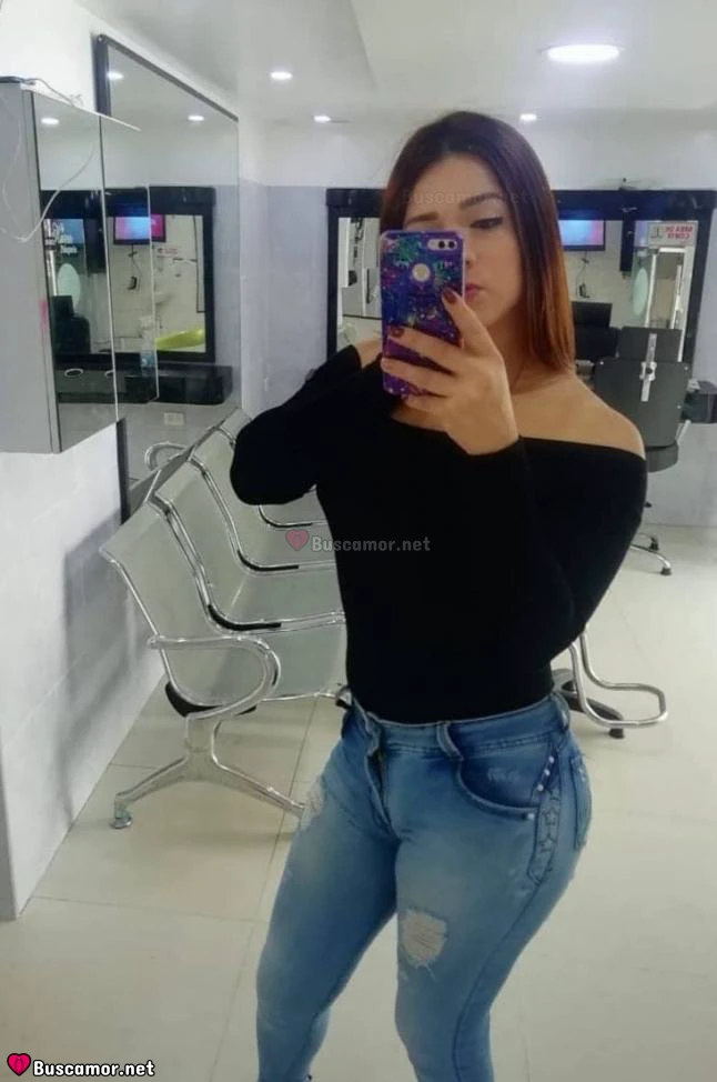627780113 - Chica masajista profesional