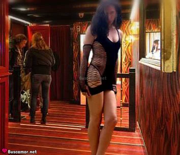 649168035 - nikha en busca