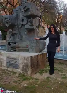642374086 - Karla interesada resien.