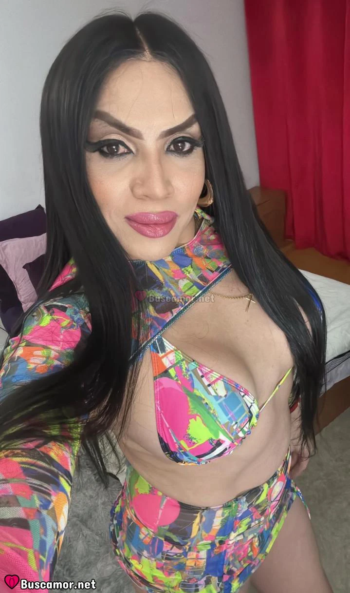 627287538 - Soy una chica ardiente lista para disfrutar contigo hoy.