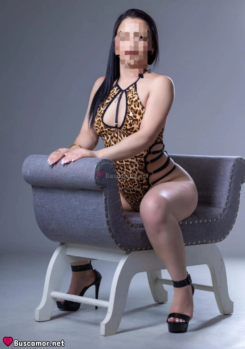 697609299 - Holaa, soy Dalila. busco alguien con quien pasarla bien.
