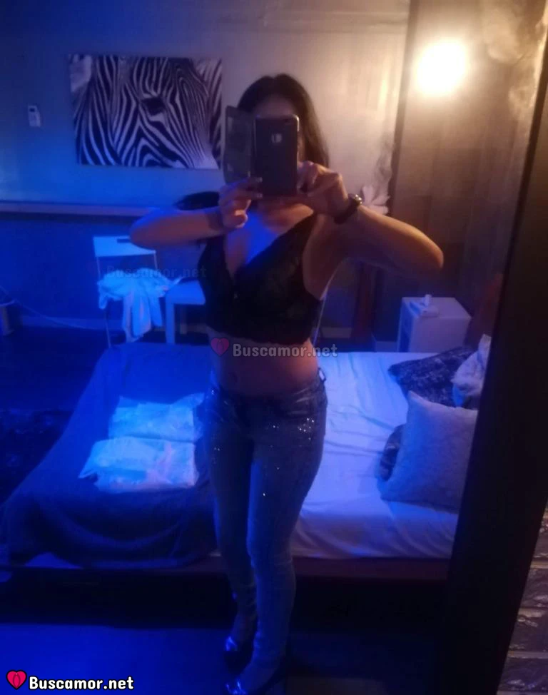 613996225 - Hola amores mi tarde es genial, quiero conocer personas chidas y divertidas.