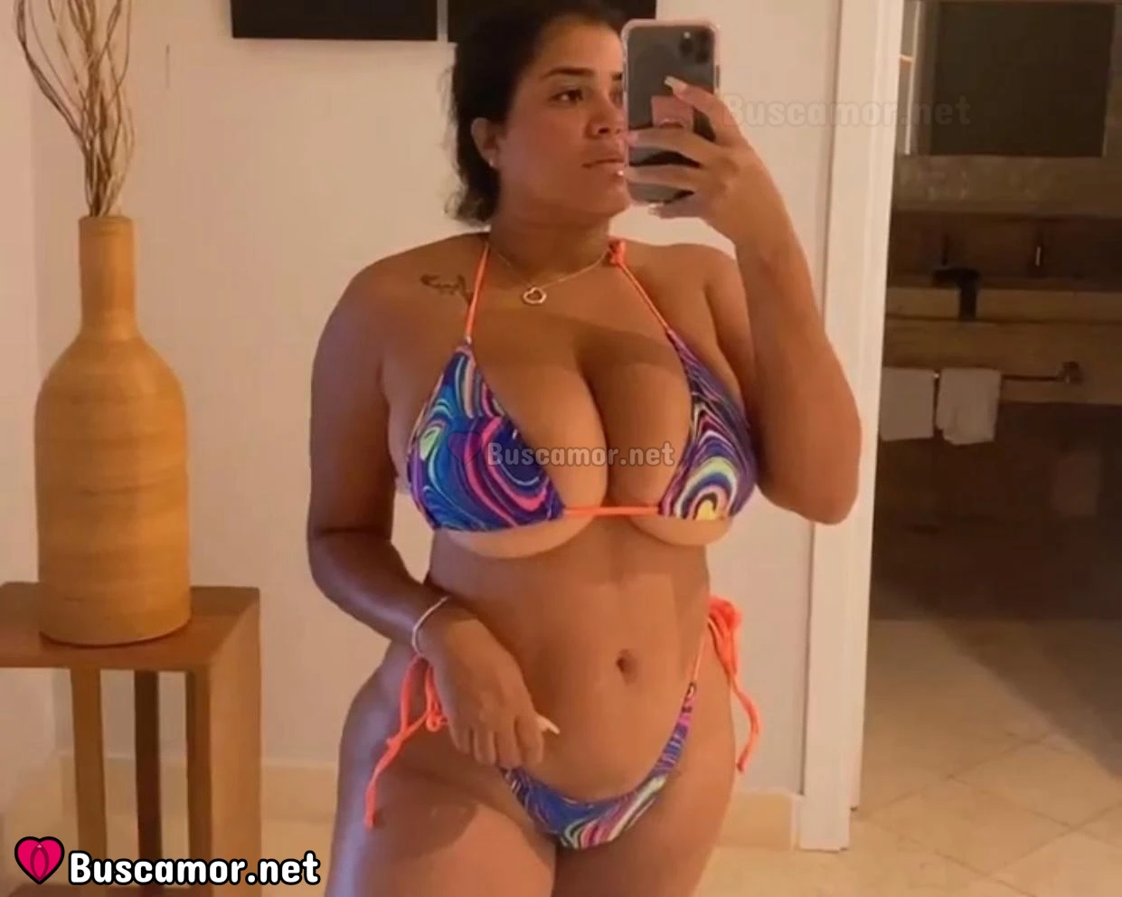 607494761 - Hola, soy Bella. Busco. Cariño. y. Aventuras.