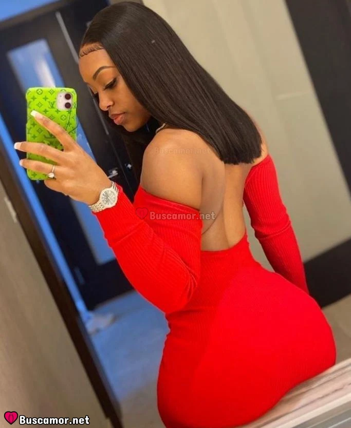 658604162 - Amo a yina morena