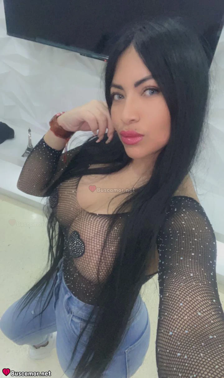 633261649 - Holaa, soy Alex. Quiero conocer a una chica divertida para pasar un buen rato juntos.