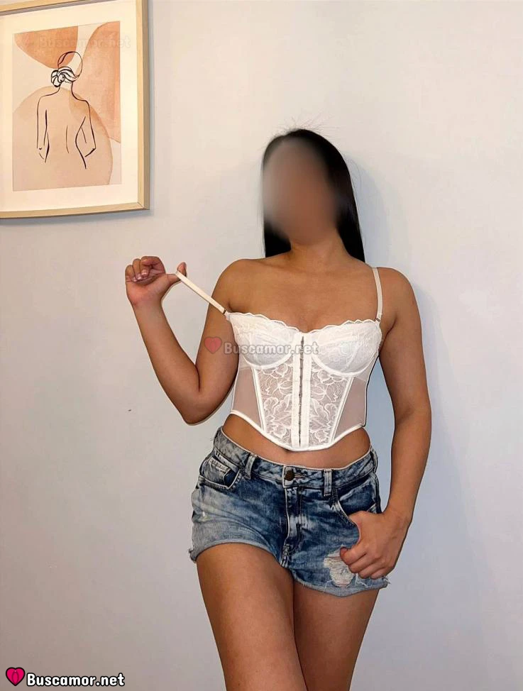 632086551 - Aisha en Barcelona busca aventura.