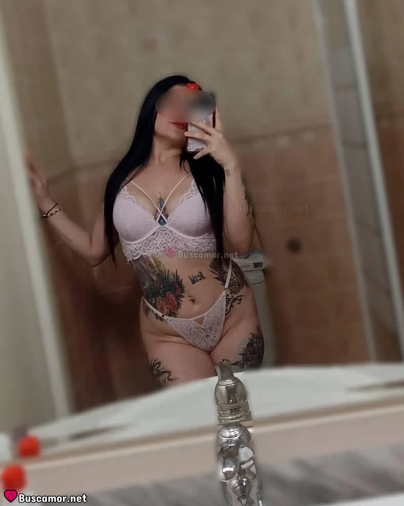 672989702 - Hola, soy de Blanes y busco amigos pa pasar rato divertido.